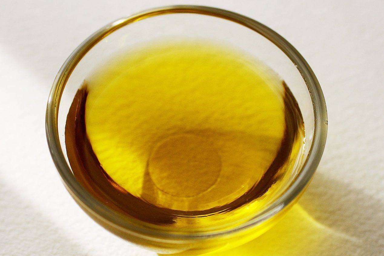 Fazendo as contas, 50 mililitros de azeite podem custar até R$ 5. (Foto: Reprodução / Pixabay)
