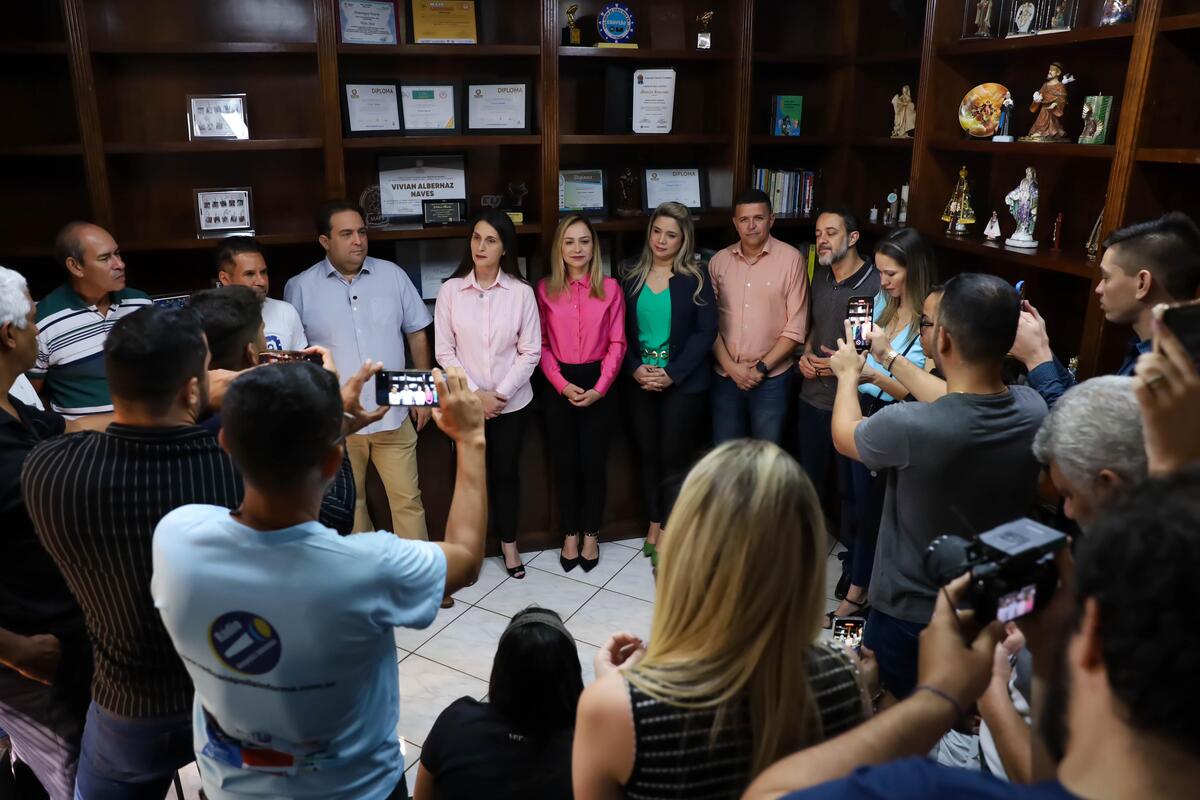 Coletiva de imprensa aconteceu no escritório da deputada no Bairro Jundiaí (Foto: Divulgação)