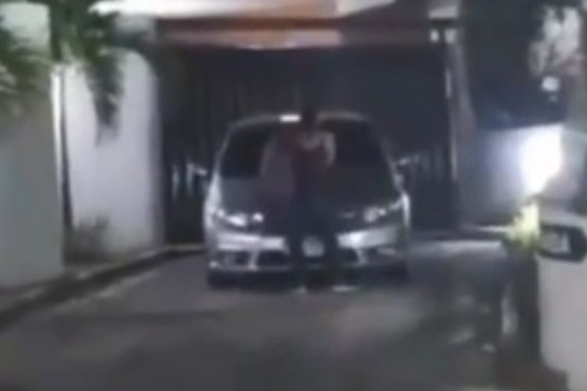   “Flagrou o marido saindo do motel, no Dia dos Namorados. O bicho tá pegando”, comenta a moradora que registrou a cena. (Foto: Captura)