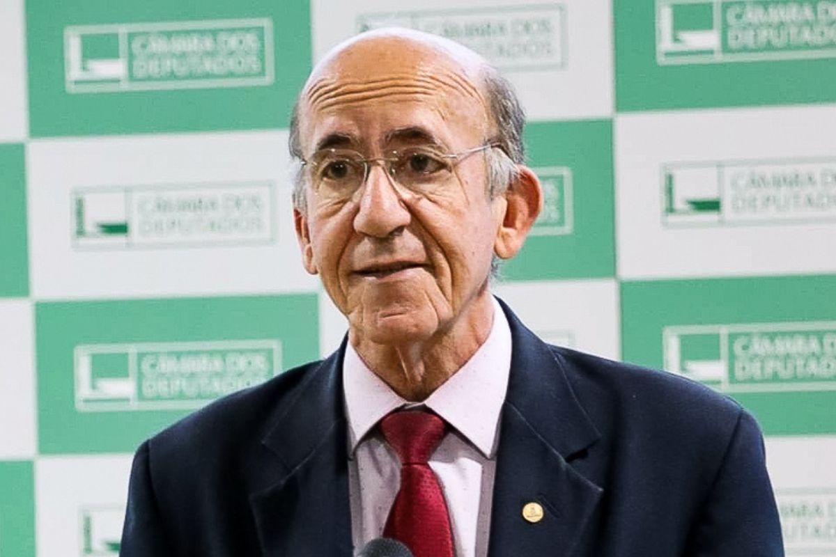 foto de deputado federal rubens otoni
