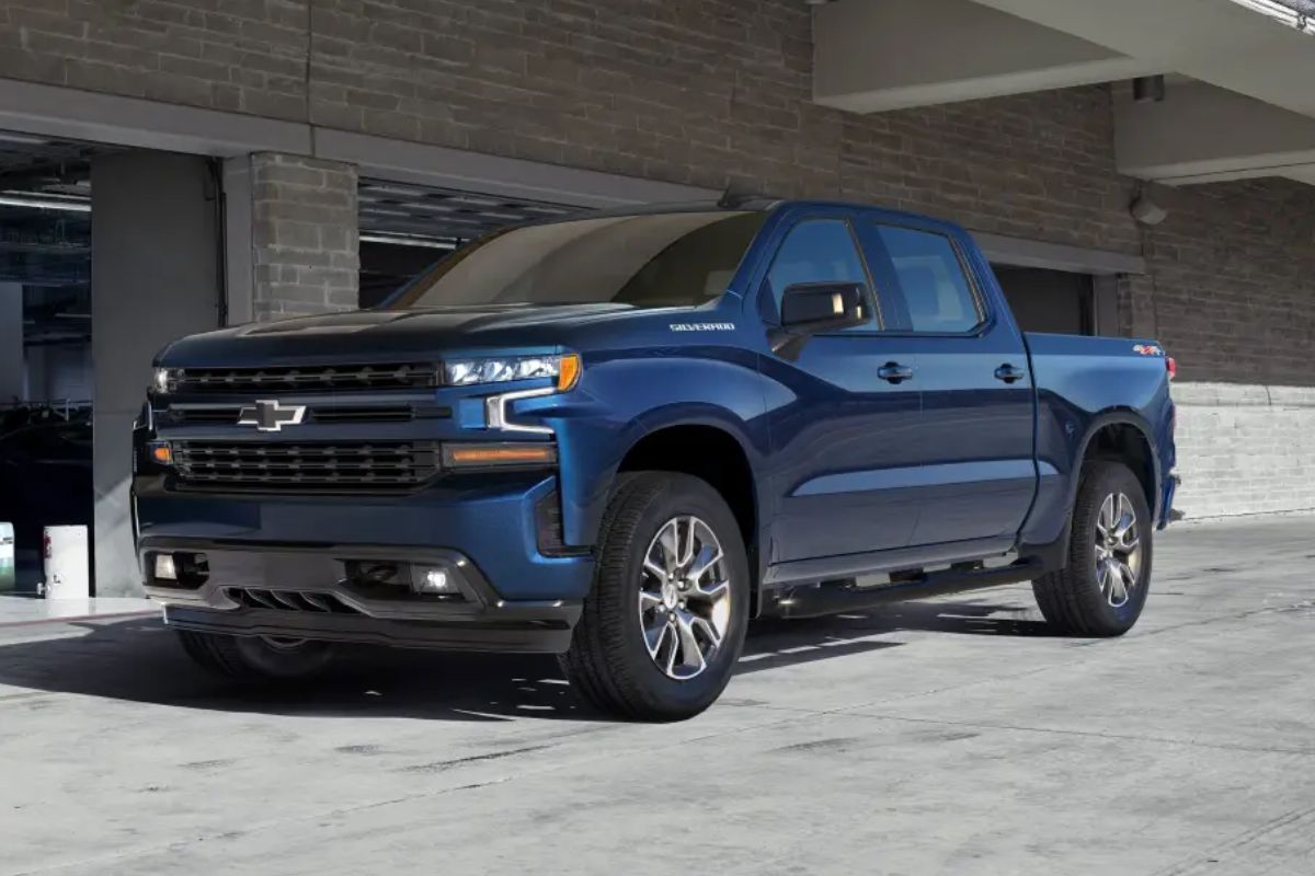 foto de uma chevrolet silverado, um dos carros mais vendidos do mundo
