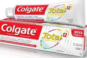 foto do creme dental da colgate suspenso pela Anvisa