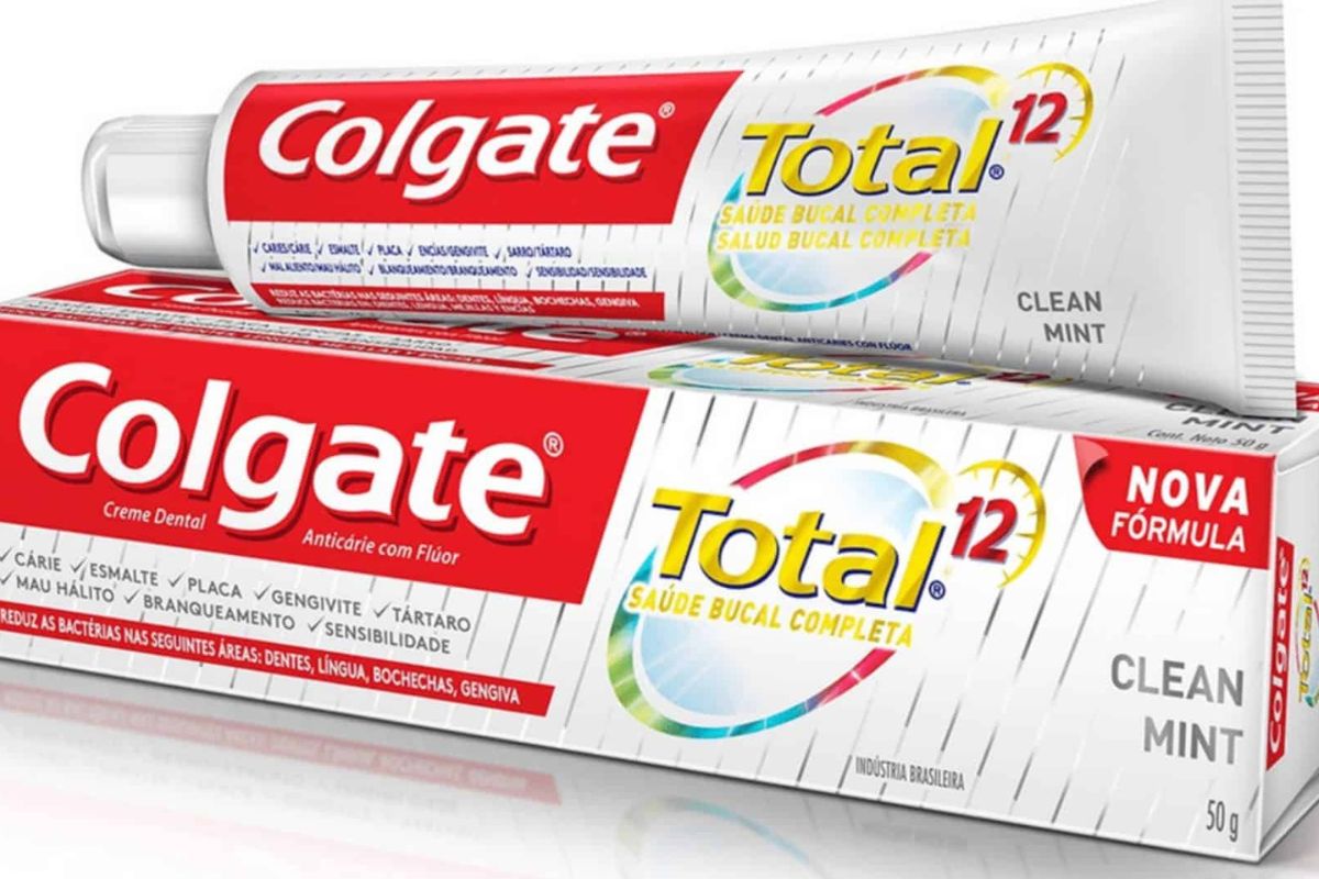 foto do creme dental da colgate suspenso pela Anvisa