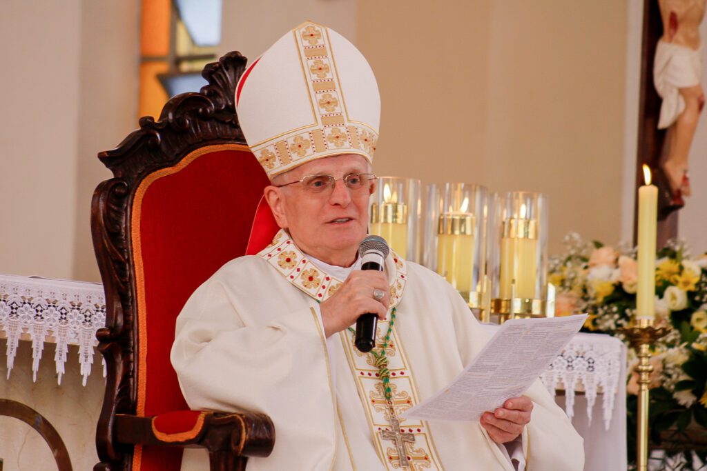 foto do bispo dom joão wilk, da diocese de anápolis