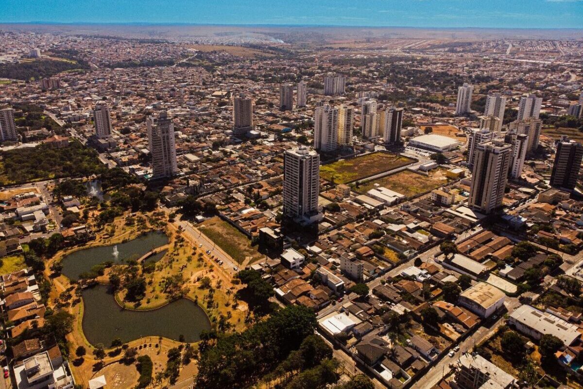 foto aérea da cidade de anápolis para ilustrar matéria do IPTU