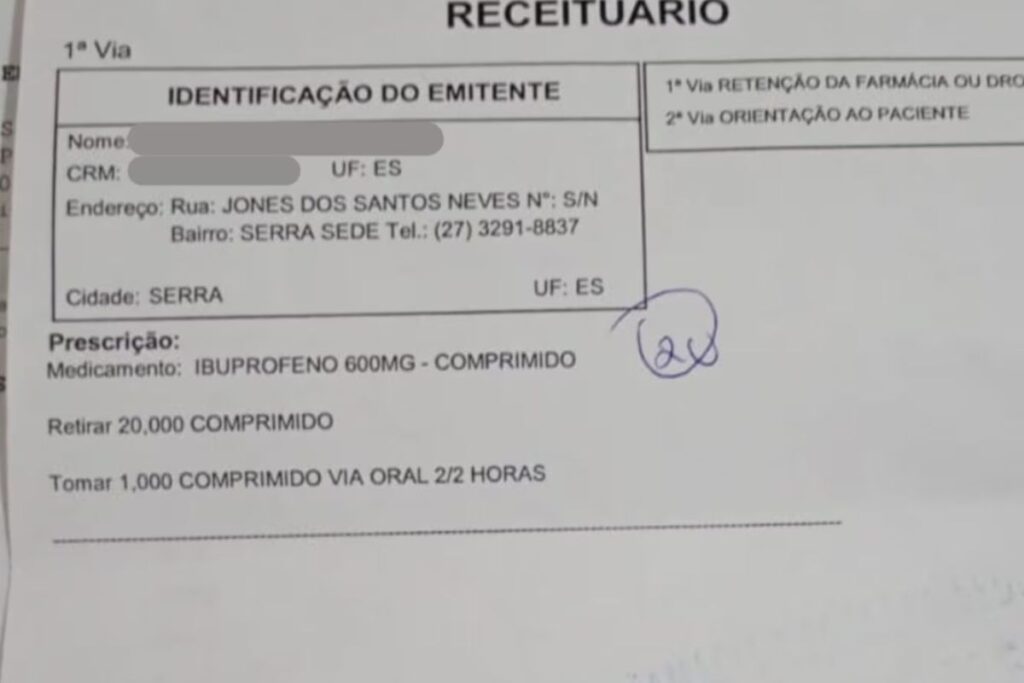 foto da receita médica contendo ibuprofeno de 2 em 2 horas