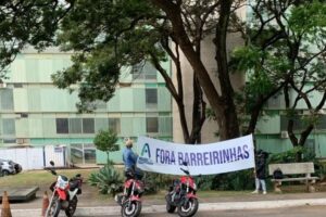 foto de greve da receita federal com manifestação