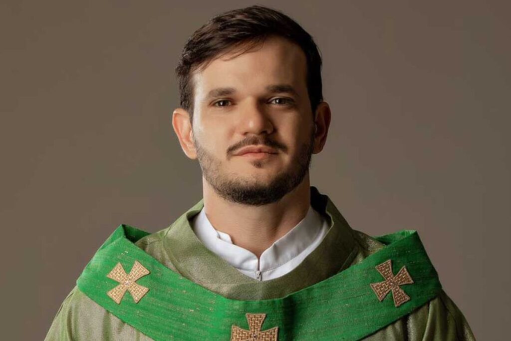 foto do padre patrick fernandes