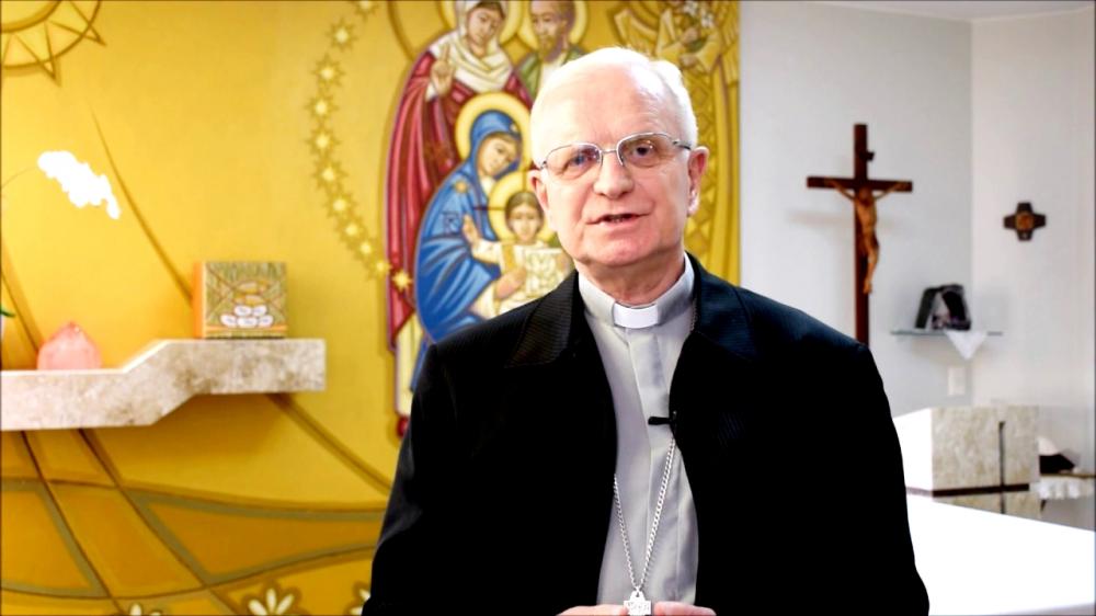 Bispo Dom João Wilk, de 72 anos, conduz os trabalhos da igreja católica na Diocese de Anápolis (Foto: Reprodução)
