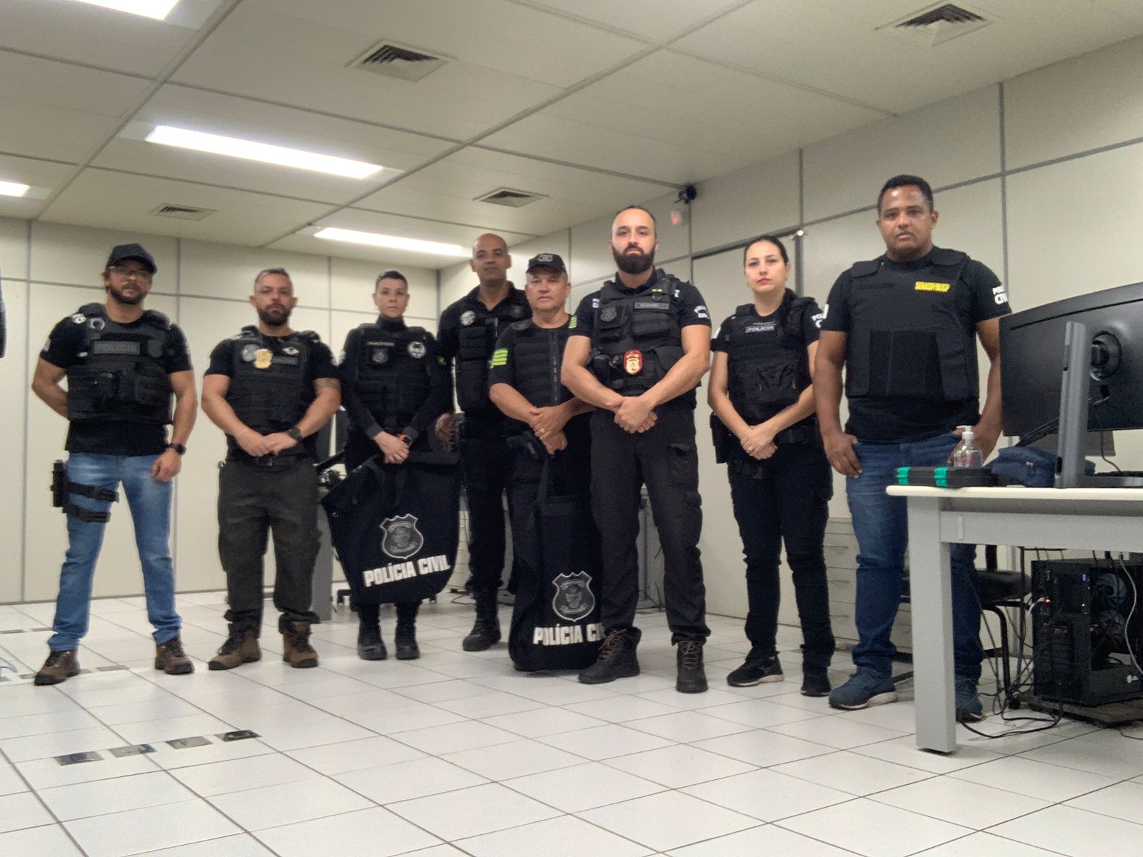 Equipes da Polícia Civil do estado de Goiás e de Minas Gerais (Foto: Divulgação)