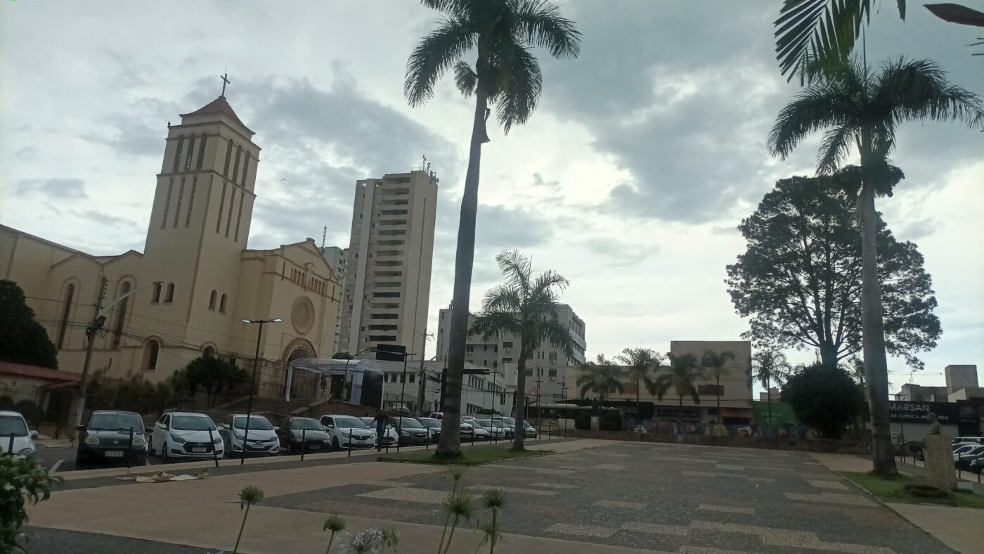 Confira como fica o tempo em Anápolis nos próximos dias, conforme previsão do CIMEHGO, massa de ar polar deve reduzir temperaturas. (Foto: Rádio São Francisco)