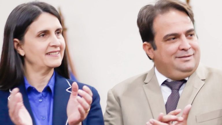 Inelegibilidade de Vivian e Roberto pelo período de oito anos foi rejeitada pelo TRE-GO (Foto: Divulgação/Prefeitura de Anápolis)