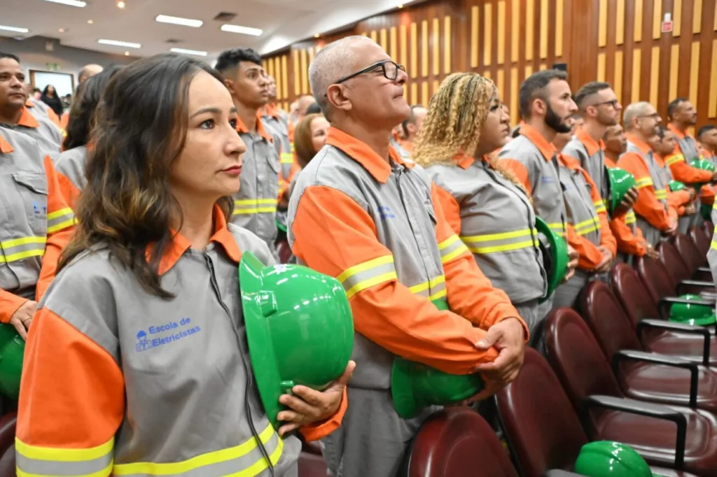 "O curso realmente mudou a minha vida e a minha trajetória", diz participante da primeira edição do Escola de Eletricistas. (Foto: Divulgação / Equatorial)