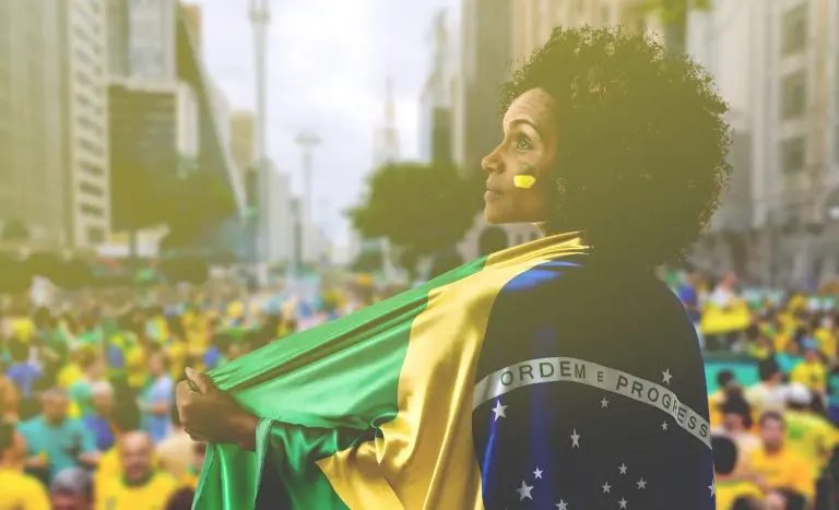 A expectativa é a de que o feriado nacional no Dia da Consciência Negra seja um marco da luta contra o racismo que ainda perdura no Brasil. (Foto: Reprodução / Getty Images)