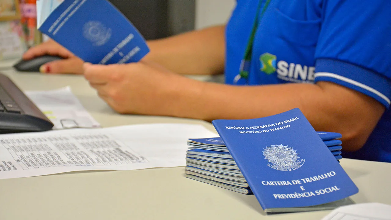 Brasil criou 244.315 vagas com carteira assinada em março, segundo dados do Cadastro Geral de Empregados e Desempregados (Foto: Marcio James/Semcom)