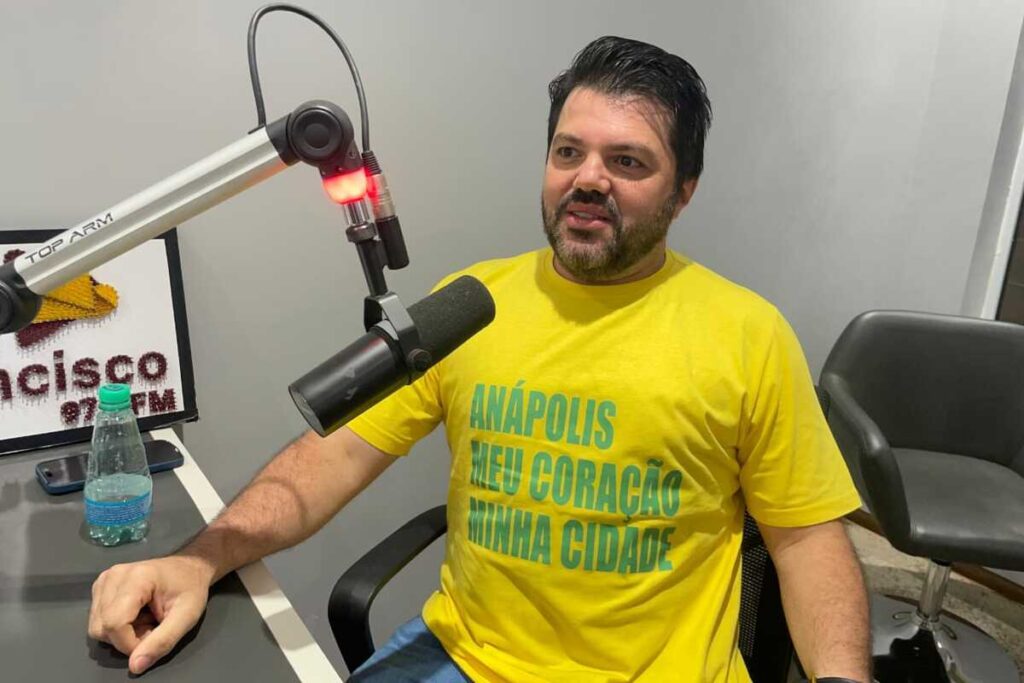 Segunda rodada do levantamento mostra um aumento de 3,7% de Márcio Corrêa em relação à março de 2024 (Foto: Orlando Simenton/Rádio São Francisco FM)