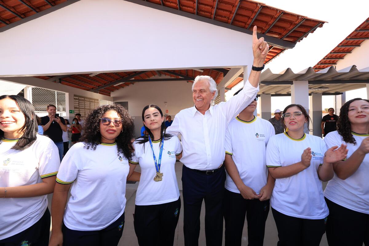 Durante a entrega do colégio, o governador Ronaldo Caiado voltou a comemorar os dados do Índice de Desenvolvimento da Educação Básica (ldeb) 2023. (Foto: Divulgação)