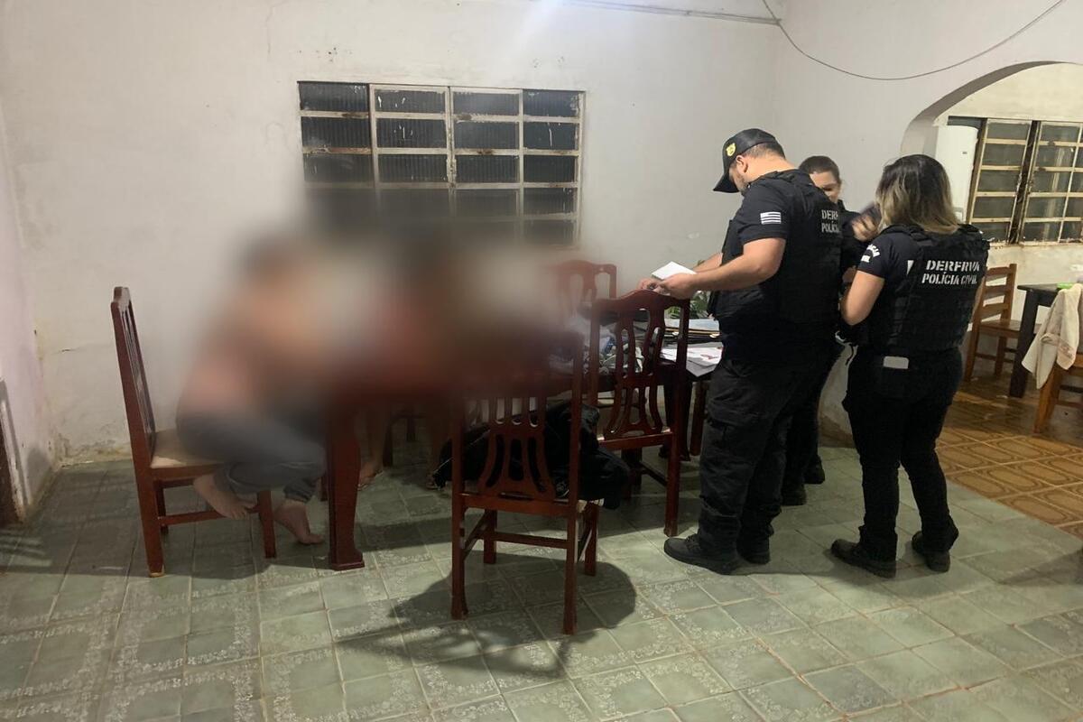 A Polícia Civil de Goiás prendeu 8 servidores do DETRAN-GO em operação contra fraudes que causaram prejuízos financeiros ao estado. (Foto: Divulgação)