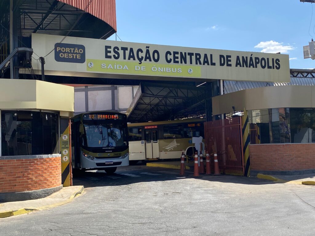 Após análises, prefeitura anunciou aumento na passagem do transporte coletivo de Anápolis (Foto: Jonathan Cavalcante)