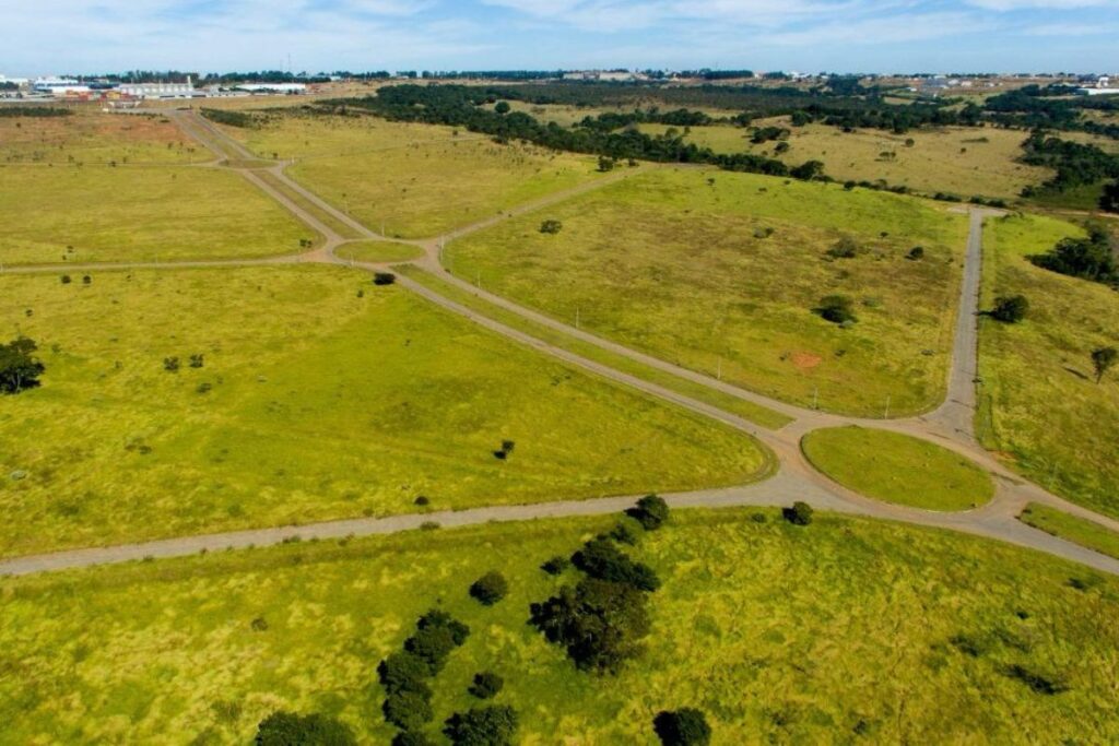 vista aérea dos terrenos da expansão do daia, o daiaplam