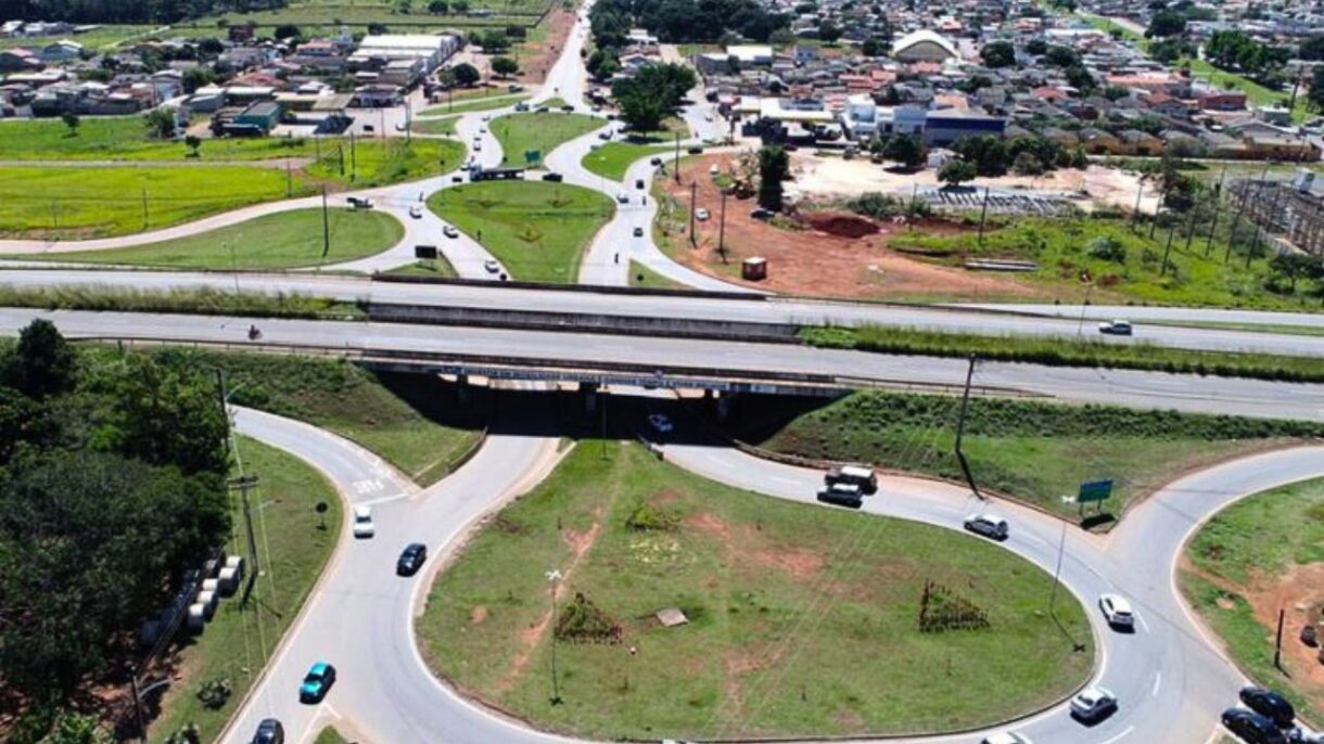 Atual gestão iniciou intervenções no trevo do Recanto do Sol nos primeiros dias de 2025 (Foto: Reprodução)