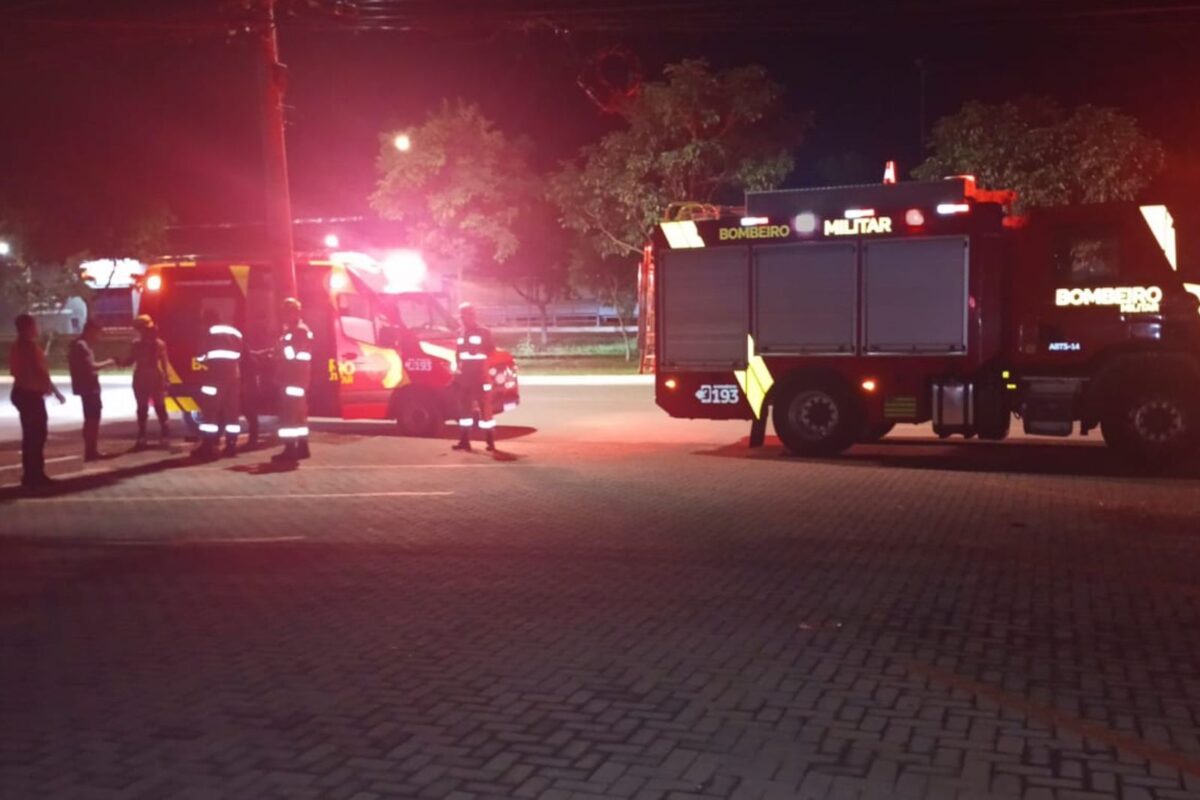 A churrascaria é localizada na Avenida Brasil Sul (Foto: Divulgação/Bombeiros)