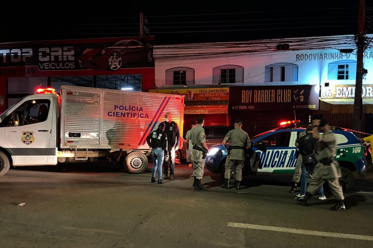 foto de cena de crime de homicídio em Anápolis em 2025