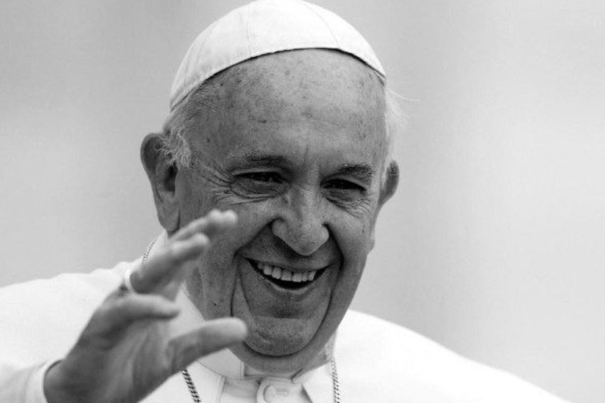 foto do papa francisco, falecido nesta segunda-feira (21)