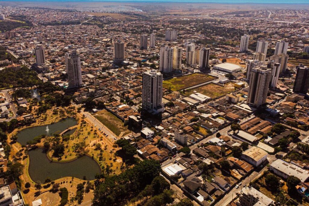 foto da cidade de anápolis vista por cima