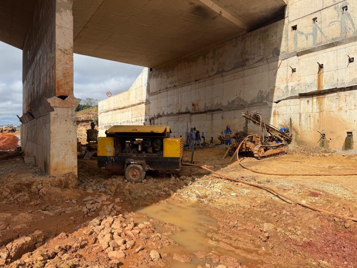 foto das obras no viaduto do recanto do sol