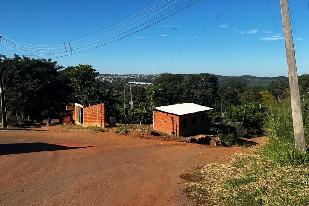 foto da ocupação no anexo itamaraty em anápolis