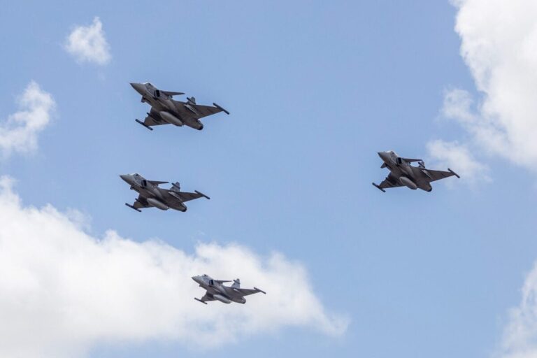 FORÇA AÉREA GRIPEN